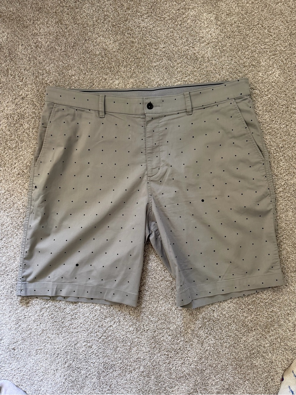 Nike Men's Light Gray Shorts with Navy Dot Pattern